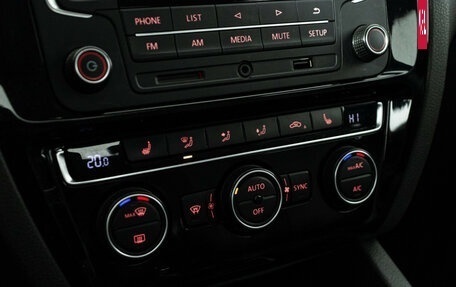 Volkswagen Jetta VI, 2017 год, 1 329 898 рублей, 15 фотография