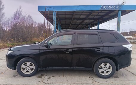 Mitsubishi Outlander III рестайлинг 3, 2012 год, 1 299 000 рублей, 7 фотография