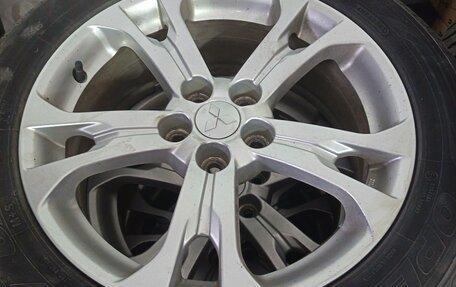 Mitsubishi Outlander III рестайлинг 3, 2012 год, 1 299 000 рублей, 22 фотография