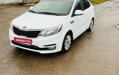 KIA Rio III рестайлинг, 2016 год, 922 000 рублей, 3 фотография