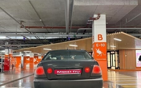 Lexus IS II рестайлинг 2, 1999 год, 645 000 рублей, 2 фотография