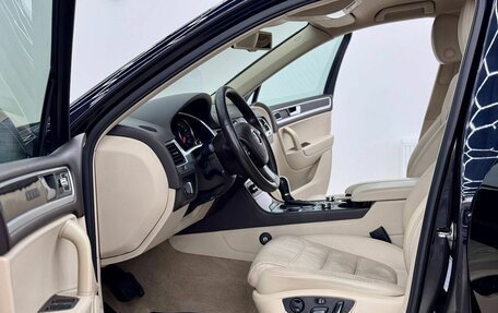 Volkswagen Touareg III, 2010 год, 1 750 000 рублей, 37 фотография