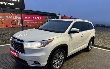 Toyota Highlander III, 2014 год, 2 950 000 рублей, 1 фотография