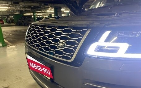 Land Rover Range Rover IV рестайлинг, 2018 год, 8 000 000 рублей, 22 фотография