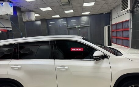 Toyota Highlander III, 2014 год, 2 950 000 рублей, 9 фотография