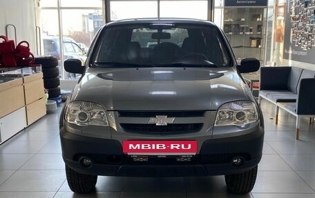 Chevrolet Niva I рестайлинг, 2011 год, 450 000 рублей, 2 фотография