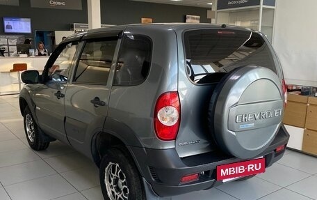 Chevrolet Niva I рестайлинг, 2011 год, 450 000 рублей, 5 фотография