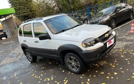 Chevrolet Niva I рестайлинг, 2018 год, 770 000 рублей, 7 фотография