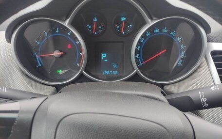 Chevrolet Cruze II, 2012 год, 799 999 рублей, 10 фотография