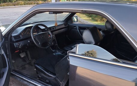 Mercedes-Benz W124, 1992 год, 525 000 рублей, 15 фотография