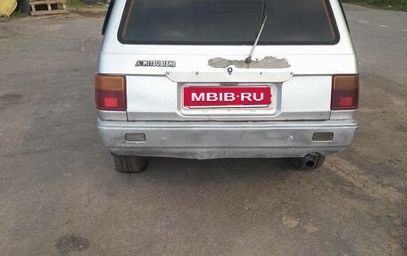 Mitsubishi Space Wagon III, 1988 год, 95 000 рублей, 1 фотография