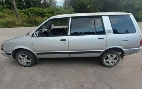 Mitsubishi Space Wagon III, 1988 год, 95 000 рублей, 5 фотография