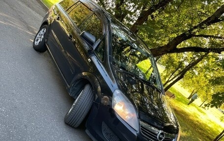 Opel Zafira B, 2012 год, 730 000 рублей, 3 фотография