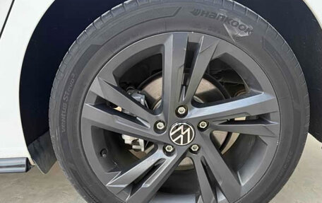 Volkswagen Golf VIII, 2021 год, 1 760 000 рублей, 10 фотография