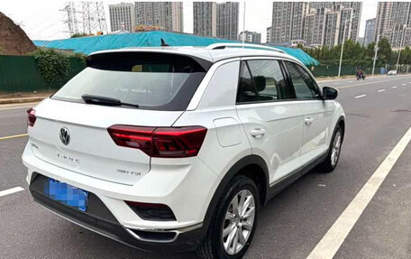 Volkswagen T-Roc I, 2021 год, 1 510 000 рублей, 4 фотография