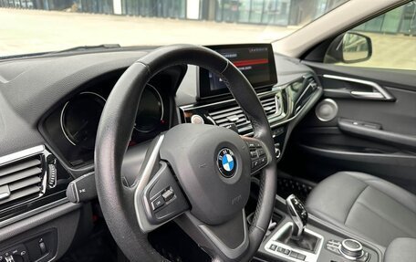 BMW 1 серия, 2022 год, 1 850 000 рублей, 10 фотография