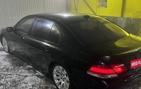 BMW 7 серия, 2005 год, 550 000 рублей, 3 фотография