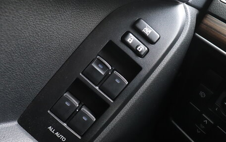 Toyota Land Cruiser Prado 150 рестайлинг 2, 2021 год, 6 500 000 рублей, 13 фотография