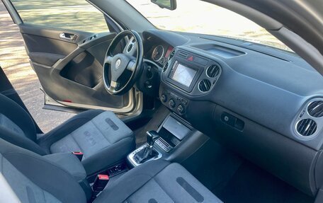 Volkswagen Tiguan I, 2009 год, 949 000 рублей, 11 фотография