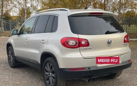 Volkswagen Tiguan I, 2009 год, 949 000 рублей, 8 фотография