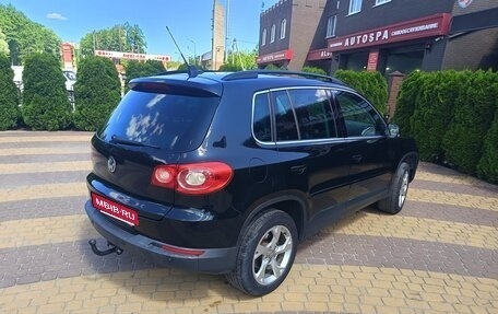 Volkswagen Tiguan I, 2010 год, 930 000 рублей, 2 фотография