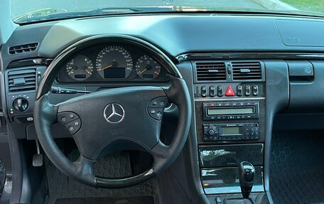 Mercedes-Benz E-Класс, 2001 год, 750 000 рублей, 8 фотография