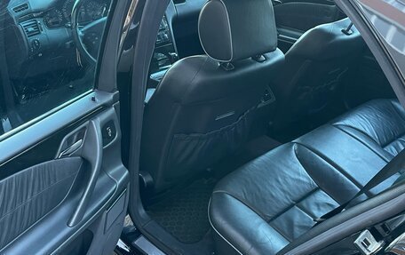 Mercedes-Benz E-Класс, 2001 год, 750 000 рублей, 17 фотография