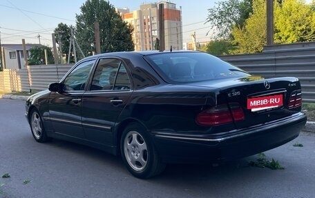 Mercedes-Benz E-Класс, 2001 год, 750 000 рублей, 5 фотография