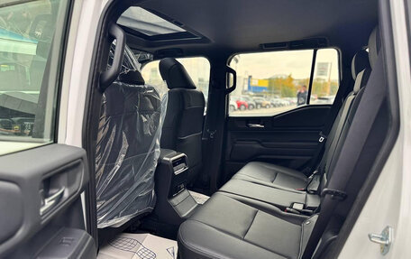 Toyota Land Cruiser Prado, 2024 год, 10 300 000 рублей, 5 фотография