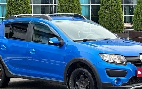 Renault Sandero II рестайлинг, 2016 год, 855 000 рублей, 1 фотография