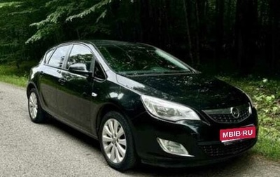 Opel Astra J, 2011 год, 700 000 рублей, 1 фотография