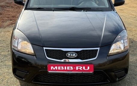 KIA Rio II, 2011 год, 600 000 рублей, 1 фотография