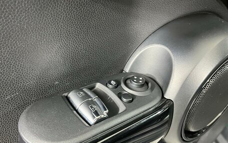 MINI Hatch, 2019 год, 2 399 000 рублей, 21 фотография