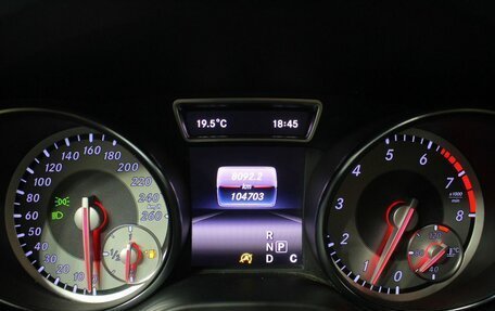 Mercedes-Benz GLA, 2015 год, 1 900 000 рублей, 18 фотография