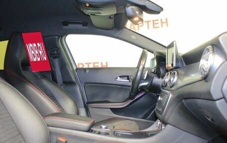 Mercedes-Benz GLA, 2015 год, 1 900 000 рублей, 10 фотография