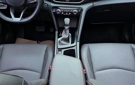 Chevrolet Orlando, 2021 год, 1 750 000 рублей, 18 фотография