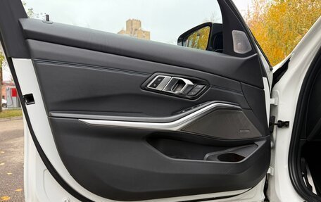 BMW 3 серия, 2020 год, 3 900 000 рублей, 26 фотография