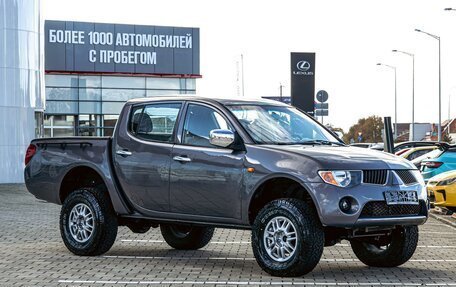 Mitsubishi L200 IV рестайлинг, 2007 год, 895 000 рублей, 3 фотография