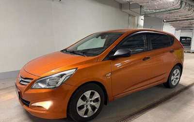 Hyundai Solaris II рестайлинг, 2015 год, 990 000 рублей, 1 фотография