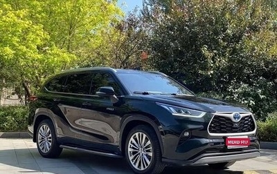 Toyota Highlander, 2022 год, 3 240 077 рублей, 1 фотография