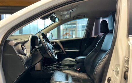 Toyota RAV4, 2016 год, 2 250 000 рублей, 16 фотография