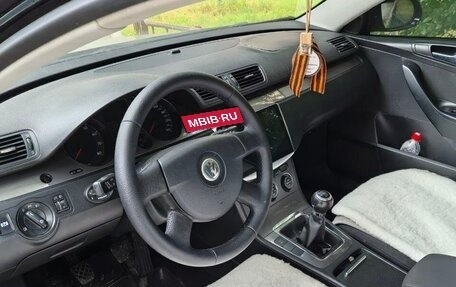 Volkswagen Passat B6, 2007 год, 550 000 рублей, 3 фотография
