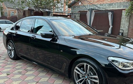 BMW 7 серия, 2018 год, 3 500 000 рублей, 3 фотография