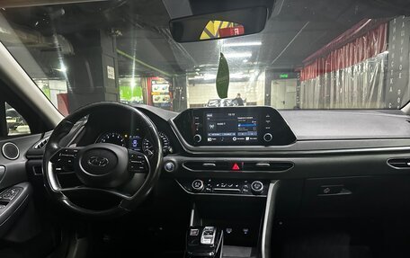 Hyundai Sonata VIII, 2020 год, 1 750 000 рублей, 7 фотография