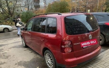 Volkswagen Touran III, 2008 год, 820 000 рублей, 4 фотография