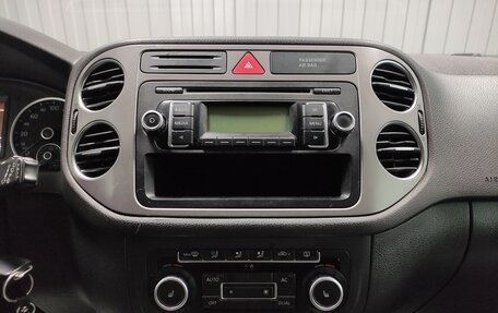 Volkswagen Tiguan I, 2010 год, 870 000 рублей, 11 фотография