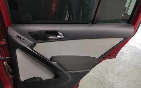 Volkswagen Tiguan I, 2010 год, 870 000 рублей, 16 фотография