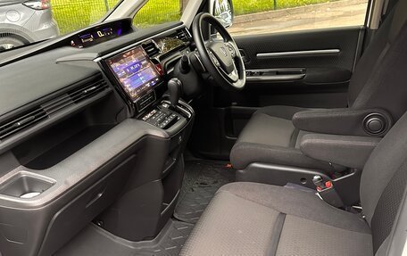 Honda Stepwgn IV, 2021 год, 2 895 000 рублей, 23 фотография