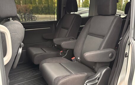 Honda Stepwgn IV, 2021 год, 2 895 000 рублей, 24 фотография