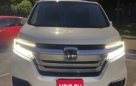 Honda Stepwgn IV, 2021 год, 2 895 000 рублей, 14 фотография